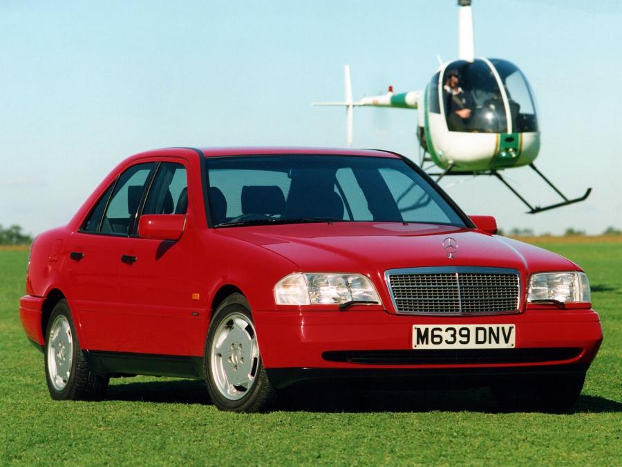  Mercedes-Benz C-Class 1993 года  (UK) (фото 2 из 6)